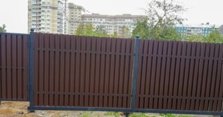 Купить распашные ворота из штакетника Новомосковск, цена от 2728 руб.